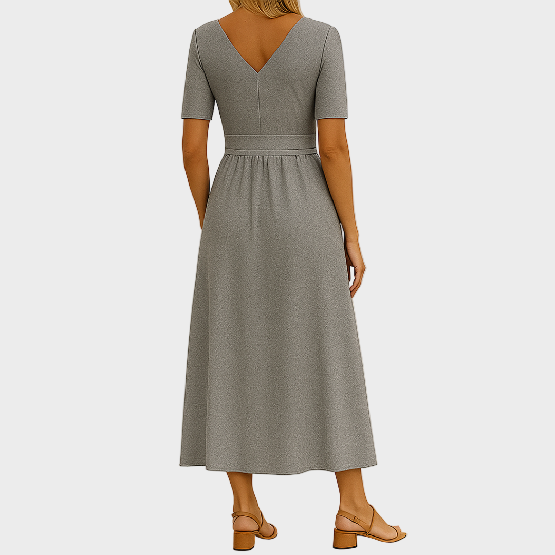 Tihana – svilena lagana haljina s kratkim rukavima