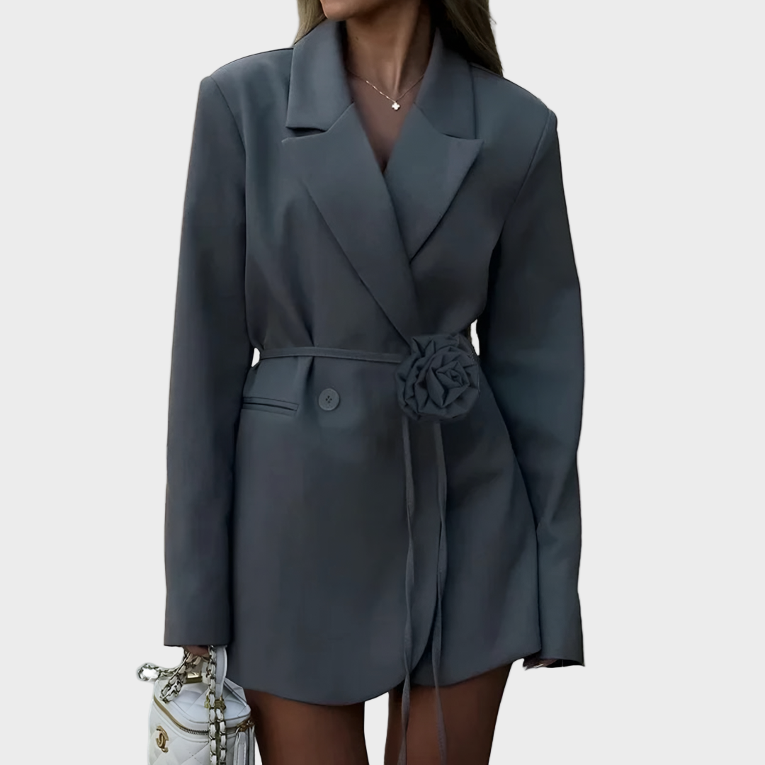 Ana – Cvjetni Blejzer