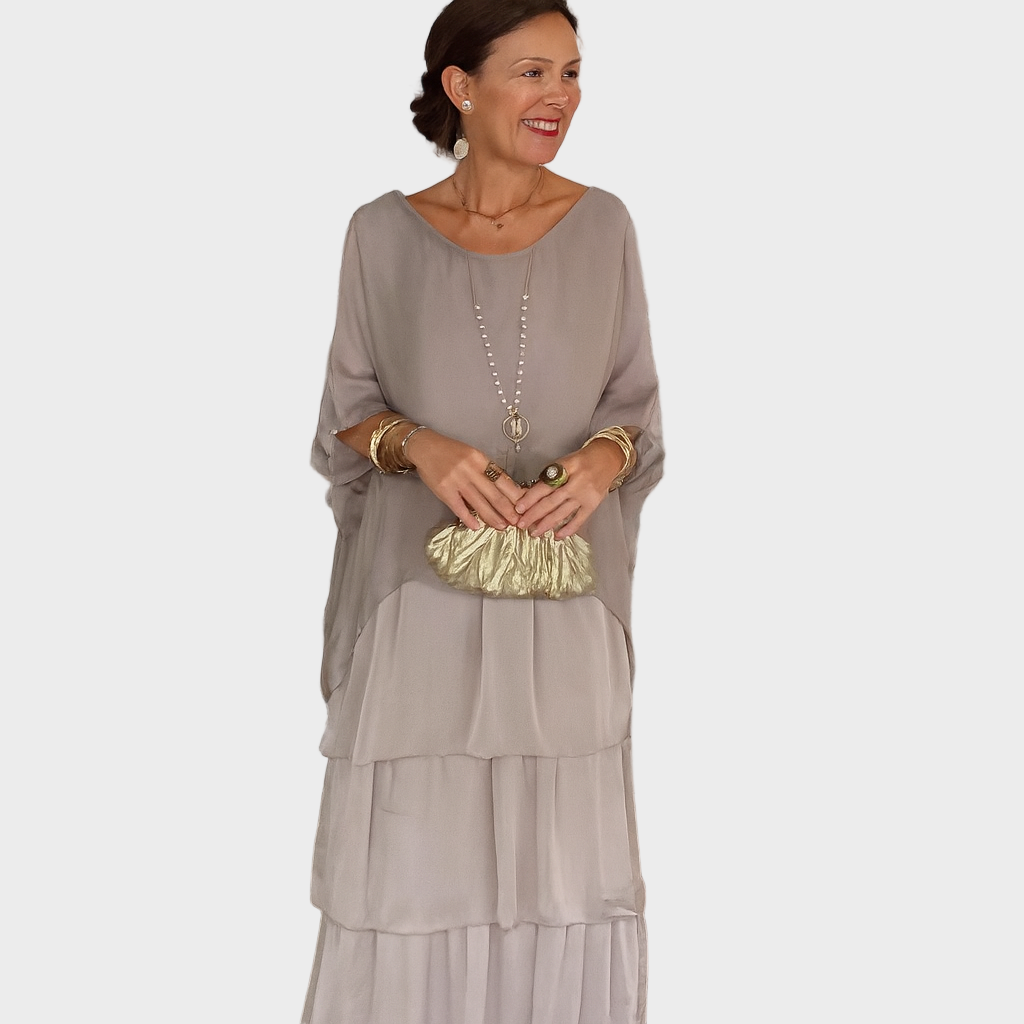 Lada – Duga Haljina Slojevima Mekane Tkanine