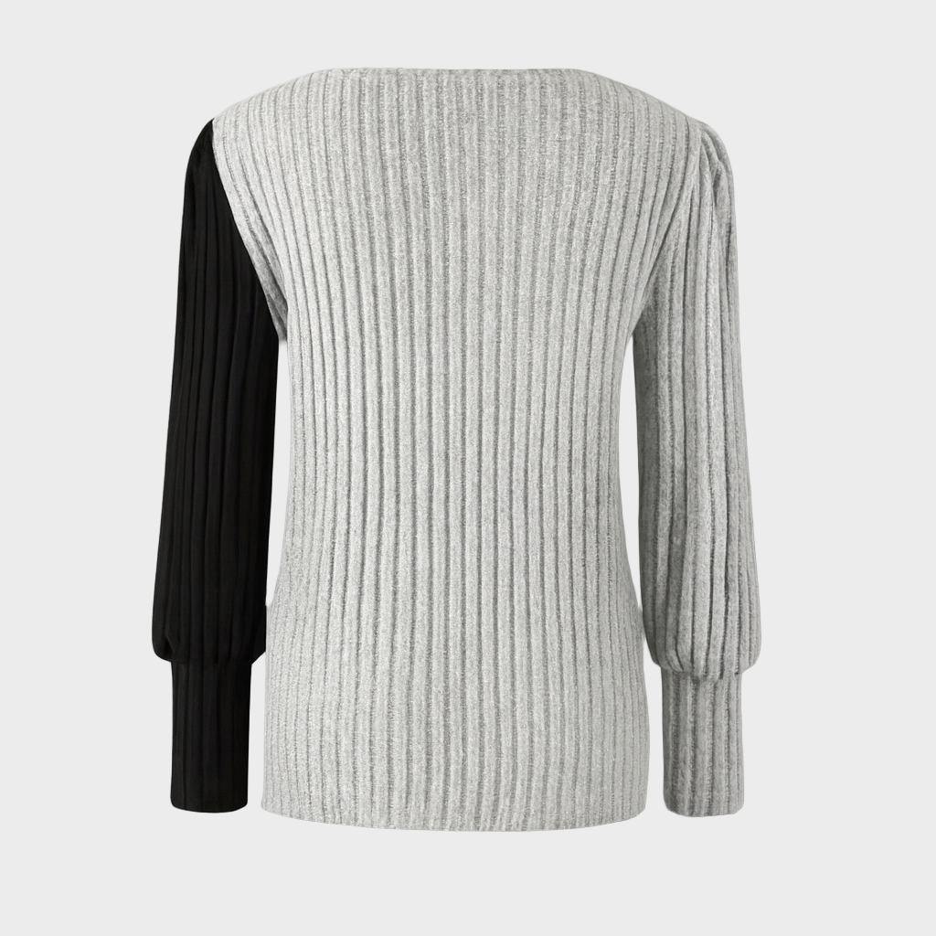 Lana – Elegantna Asimetrična Pletena Bluza