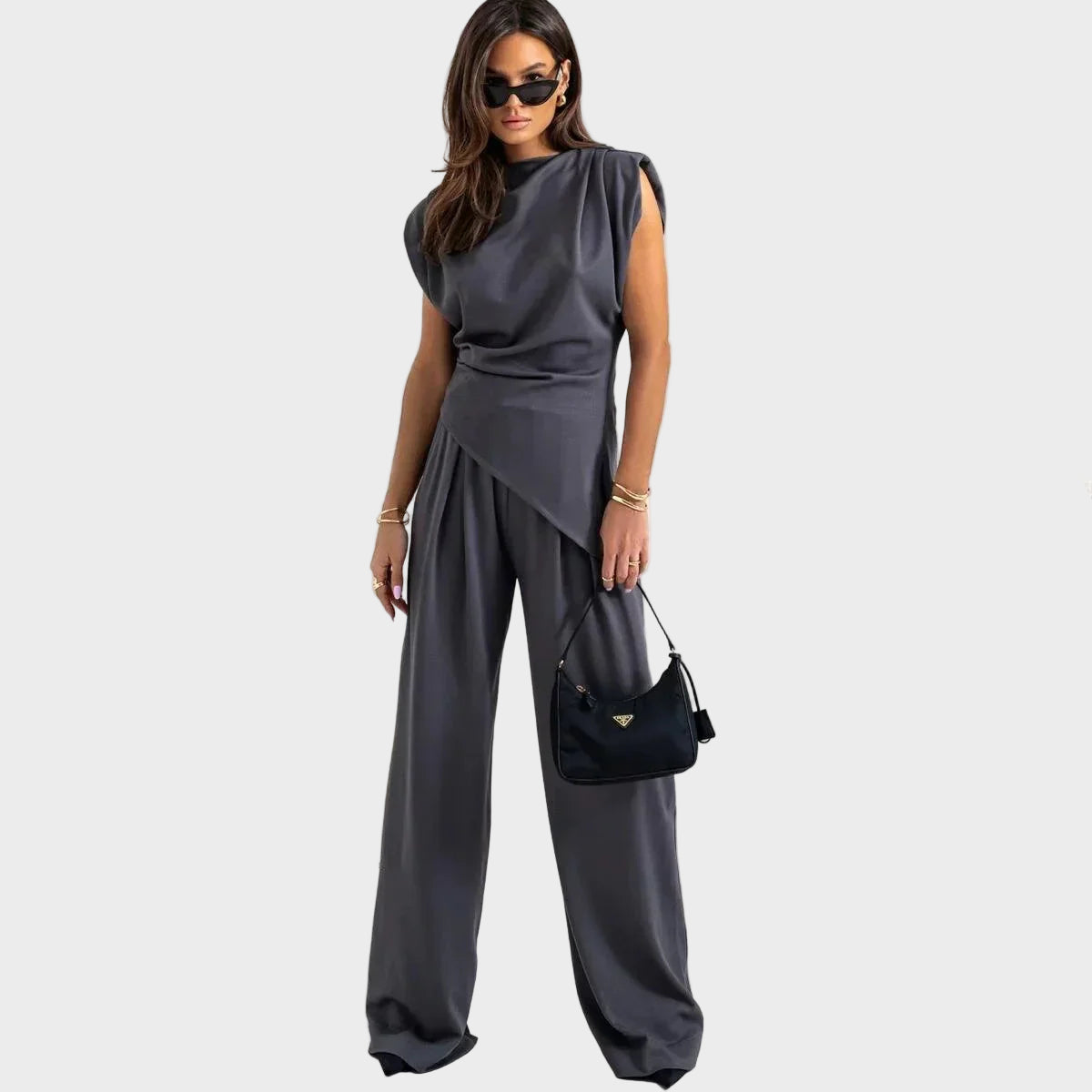 Mira – Elegantni Kombinezon