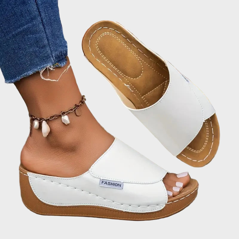 Andrea – Mekane Kožne Sandale