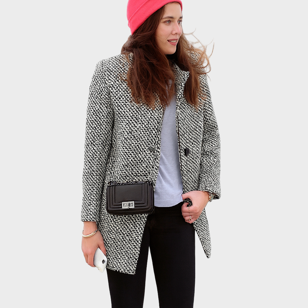 Nina – Klasičan Kaput s Uzorkom