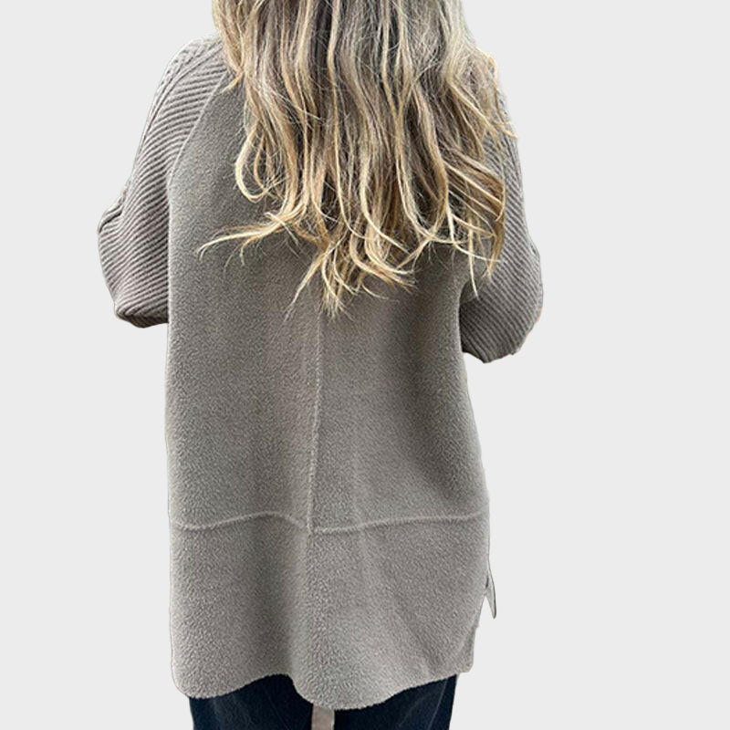 Tena – Elegantna Pletena Jakna